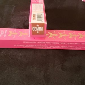 Jeffree Star's Velour Liquid Lipstick